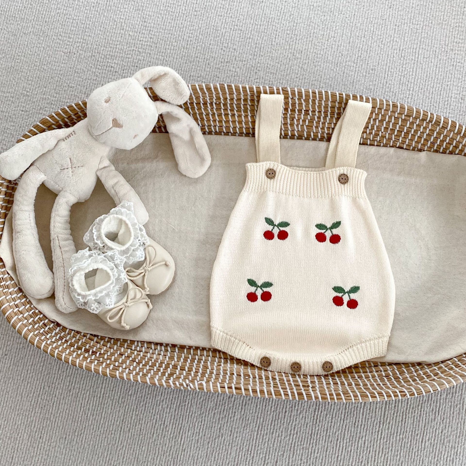 Arrival Autumn Baby Unisex Long Sleeves Cherry Jacquard Pattern Strap Onesies and Crew Neck Cardigan – Matching Set-1