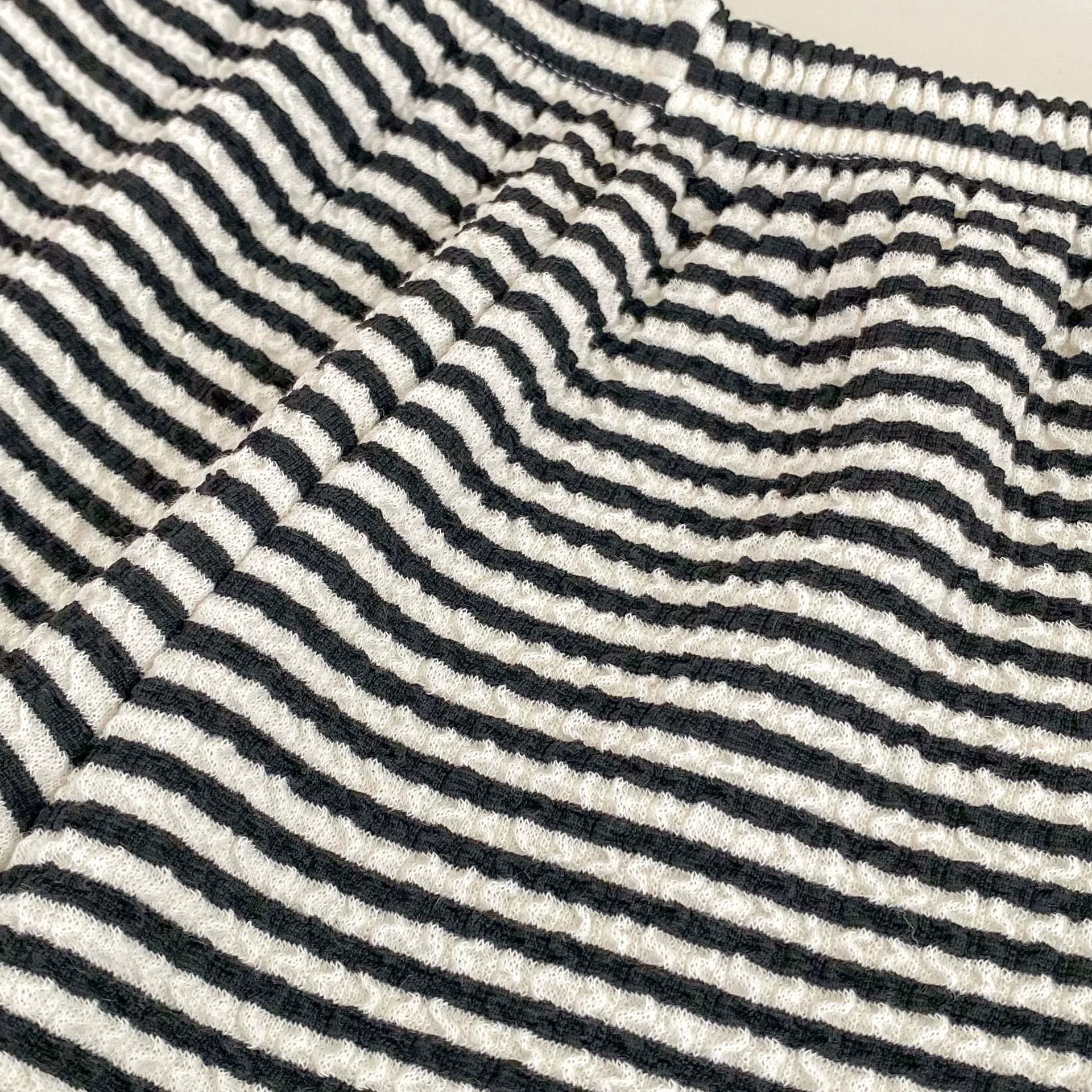 Spring and Autumn Kids Girls Argyle Pattern Long Sleeves Cardigan and Pants Clothing Set-2