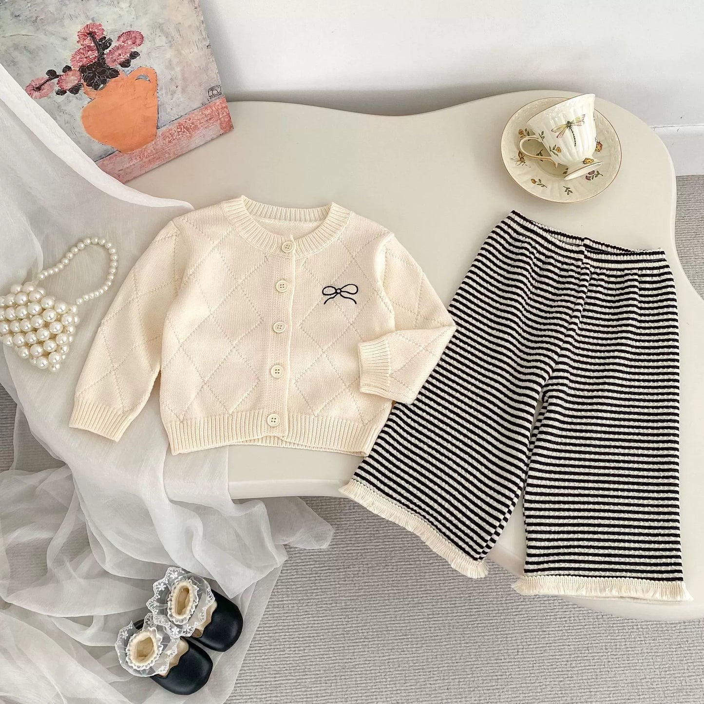 Spring and Autumn Kids Girls Argyle Pattern Long Sleeves Cardigan and Pants Clothing Set-0